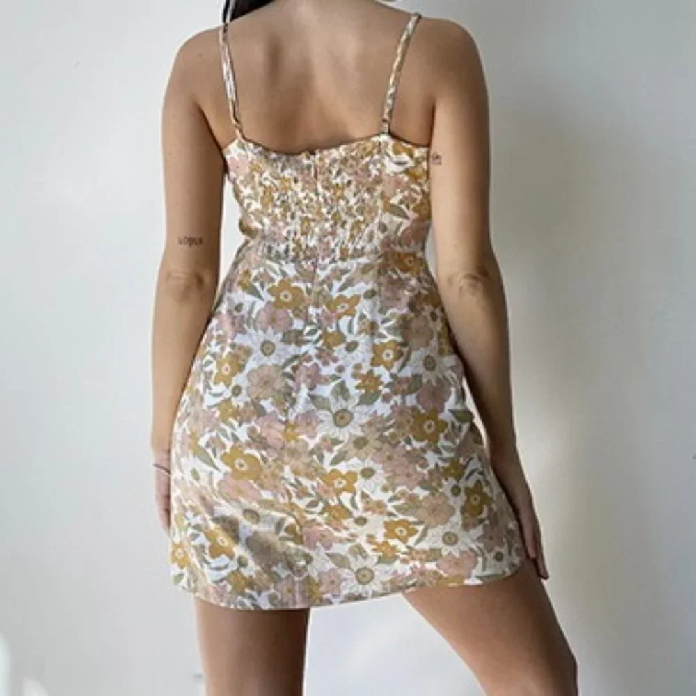 ❌SOLD OUT❌ DAISY DAYS FLORAL MINI DRESS - Picture 3 of 3